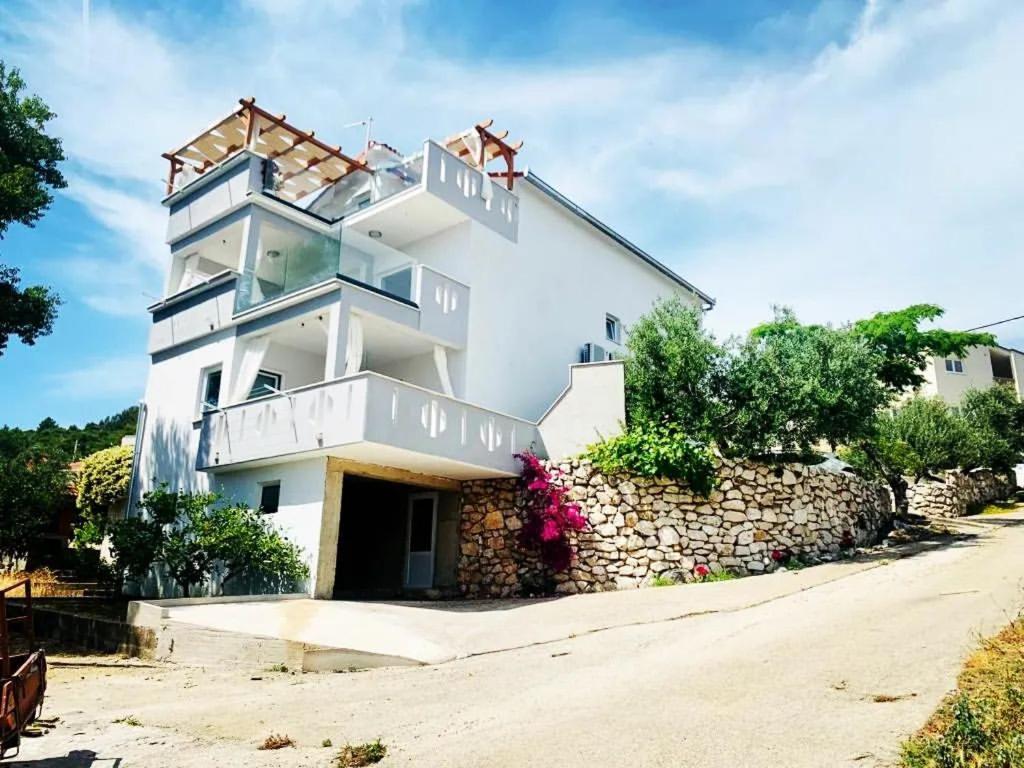 Apartments Morska Vila Komarna Exterior foto